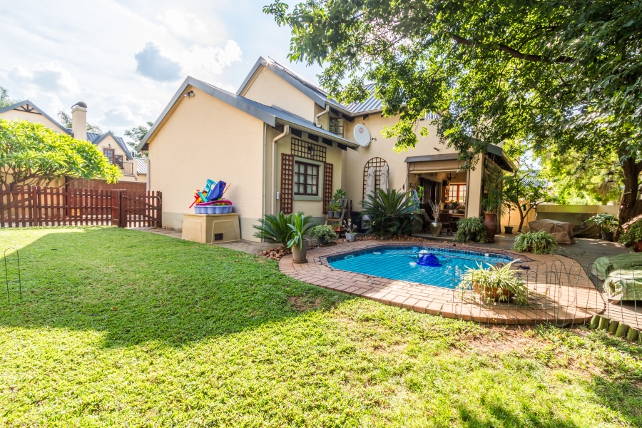 2 Bedroom Property for Sale in Equestria Gauteng