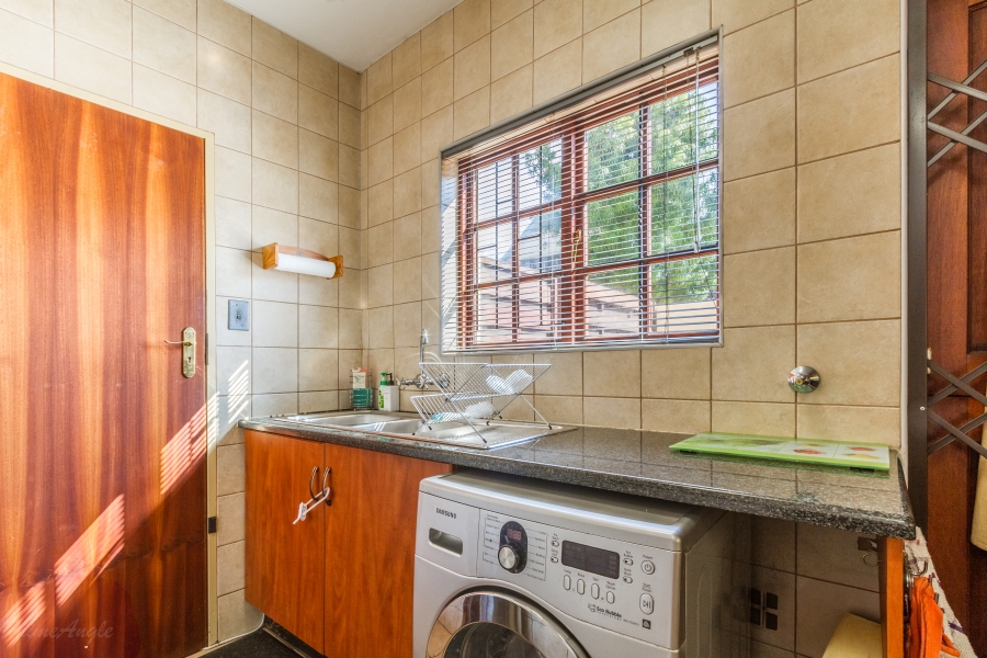 2 Bedroom Property for Sale in Equestria Gauteng
