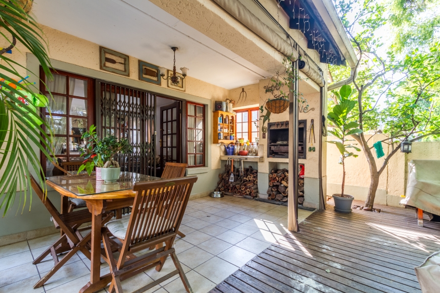 2 Bedroom Property for Sale in Equestria Gauteng