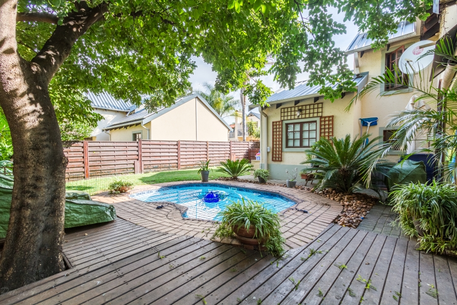 2 Bedroom Property for Sale in Equestria Gauteng