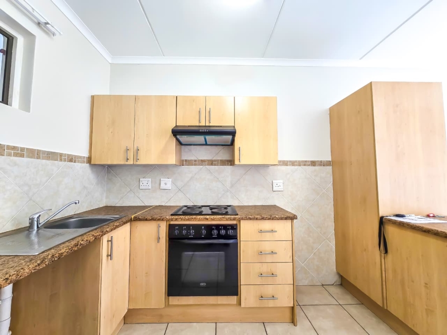 1 Bedroom Property for Sale in Bougainvillea Estate Gauteng