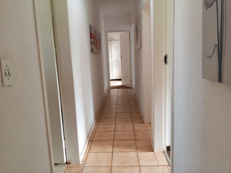 4 Bedroom Property for Sale in Weltevreden Park Gauteng