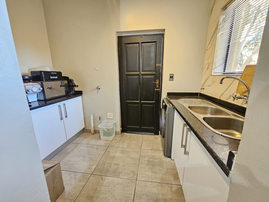 3 Bedroom Property for Sale in Douglasdale Gauteng