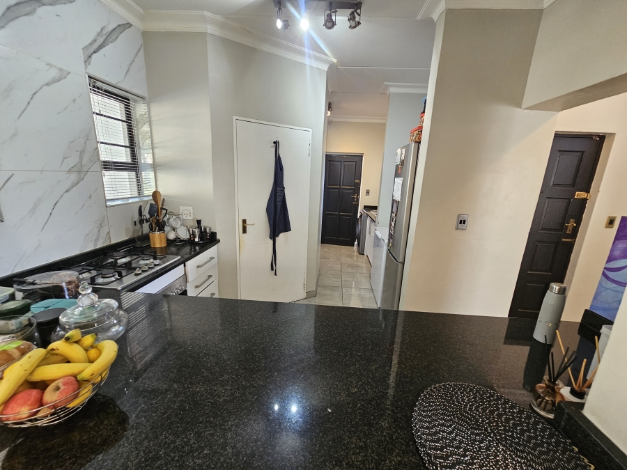 3 Bedroom Property for Sale in Douglasdale Gauteng