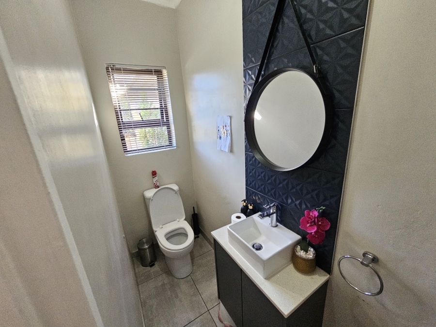 3 Bedroom Property for Sale in Douglasdale Gauteng