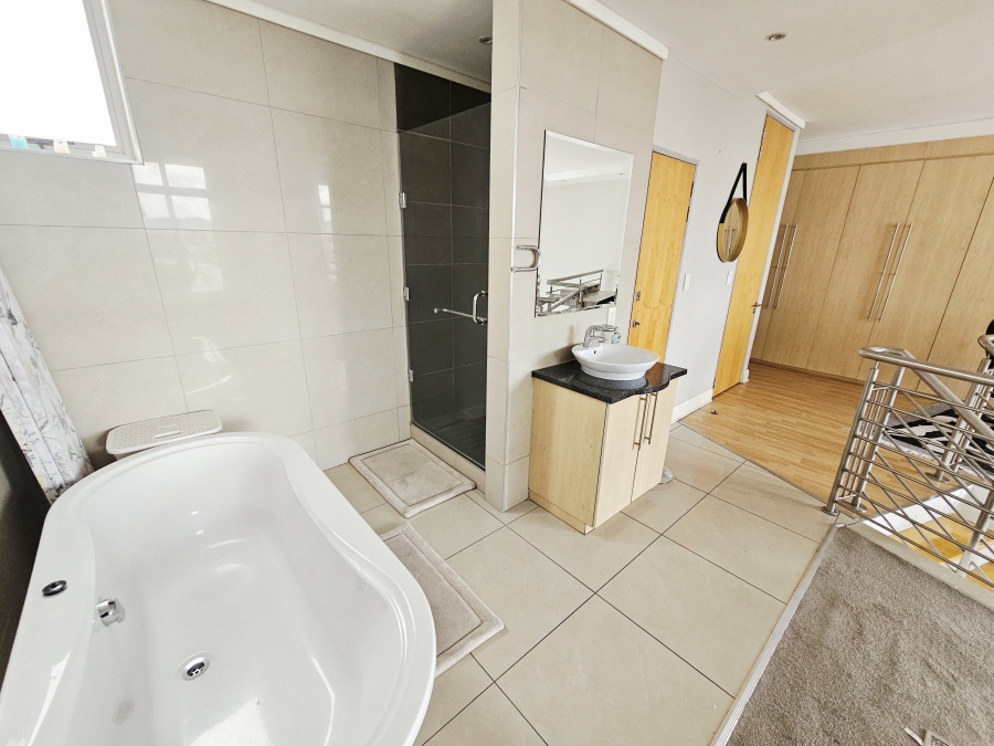 To Let 0 Bedroom Property for Rent in Sandown Gauteng