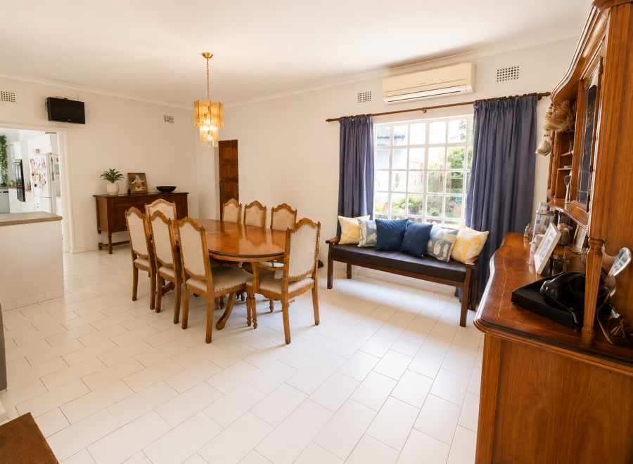 5 Bedroom Property for Sale in Three Rivers Proper Gauteng