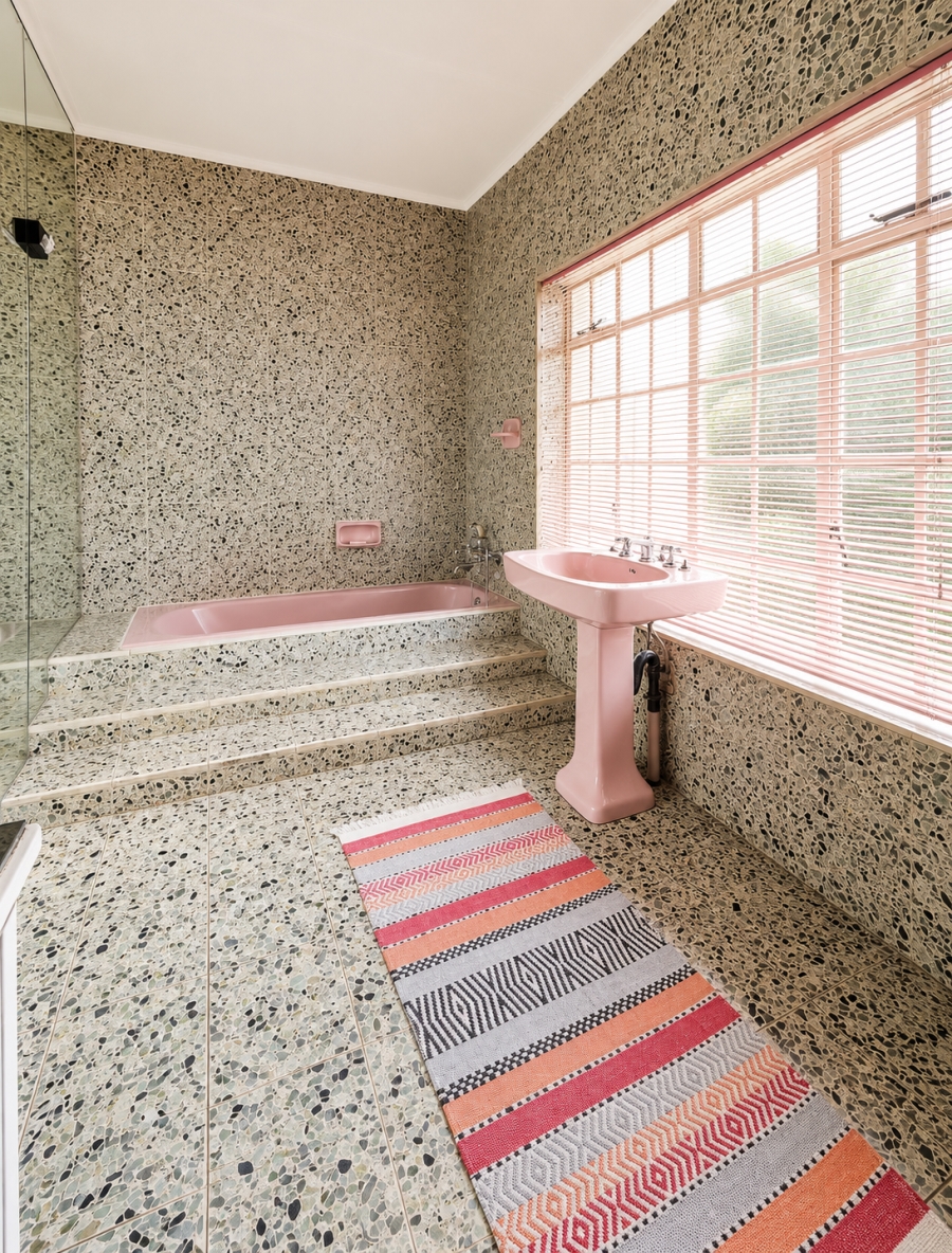 5 Bedroom Property for Sale in Three Rivers Proper Gauteng