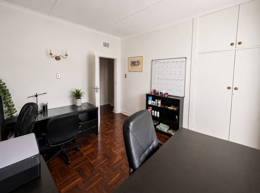 5 Bedroom Property for Sale in Three Rivers Proper Gauteng