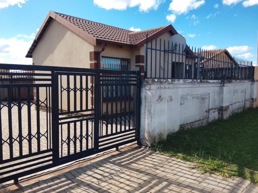2 Bedroom Property for Sale in Vanderbijlpark CE 4 Gauteng