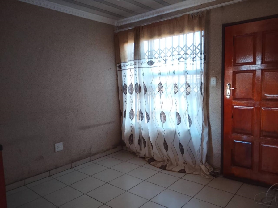 2 Bedroom Property for Sale in Vanderbijlpark CE 4 Gauteng