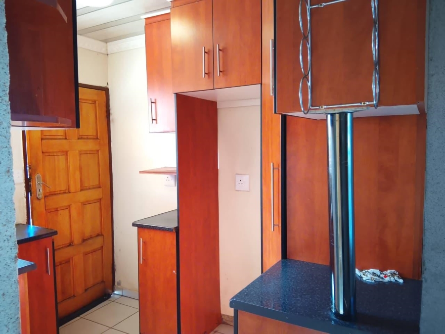 2 Bedroom Property for Sale in Vanderbijlpark CE 4 Gauteng