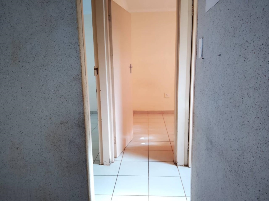2 Bedroom Property for Sale in Vanderbijlpark CE 4 Gauteng