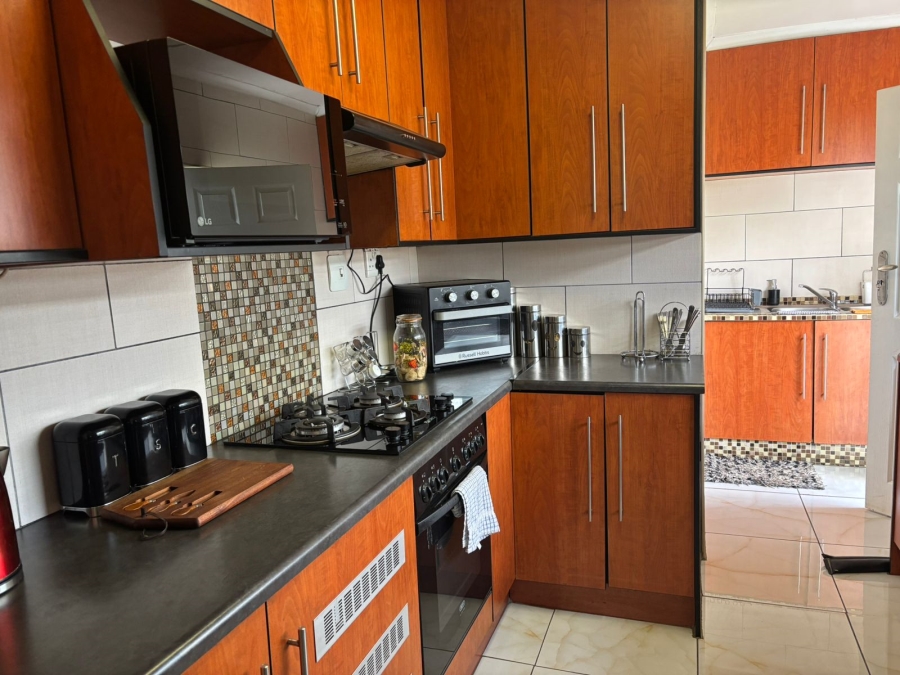 3 Bedroom Property for Sale in Klopperpark Gauteng