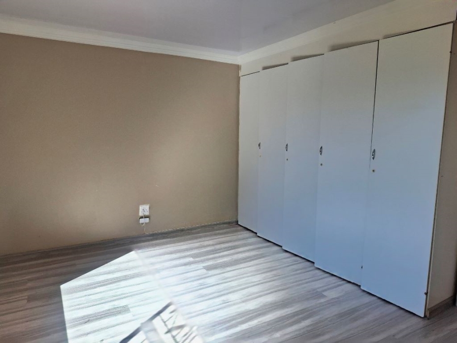 4 Bedroom Property for Sale in Glen Harvie Gauteng