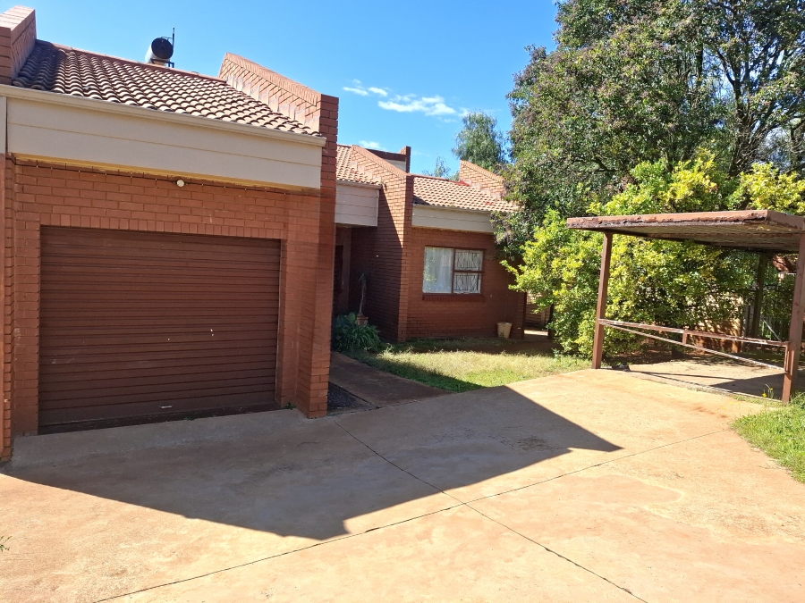 4 Bedroom Property for Sale in Glen Harvie Gauteng
