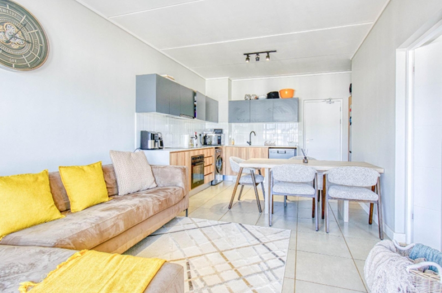 1 Bedroom Property for Sale in Mulbarton Gauteng
