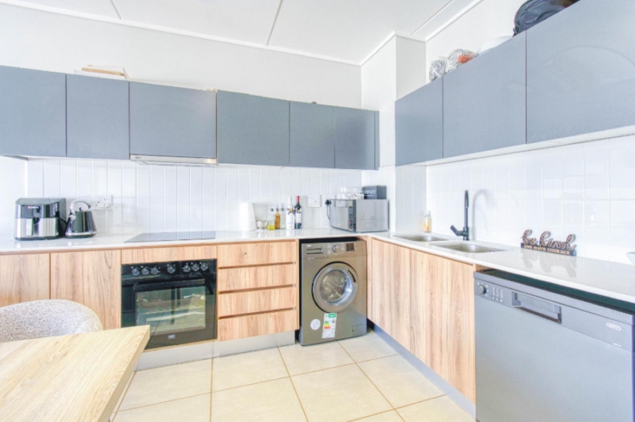 1 Bedroom Property for Sale in Mulbarton Gauteng