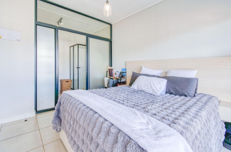 1 Bedroom Property for Sale in Mulbarton Gauteng
