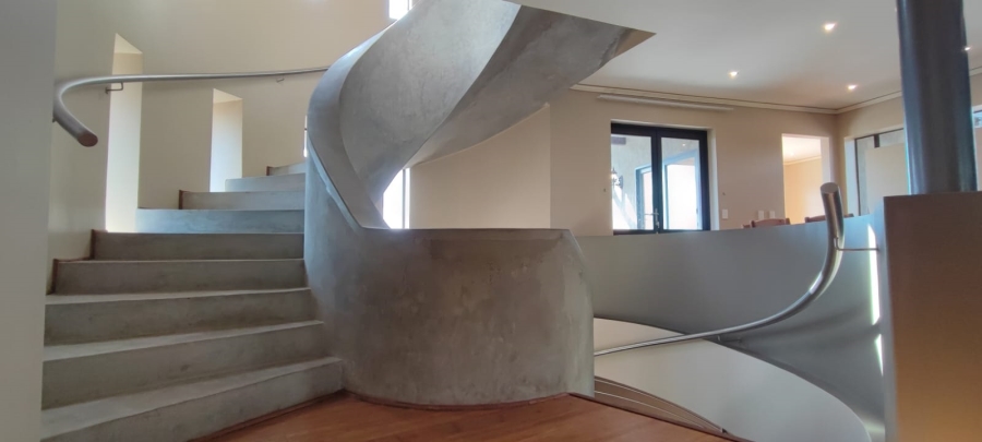 4 Bedroom Property for Sale in Eldoraigne Gauteng