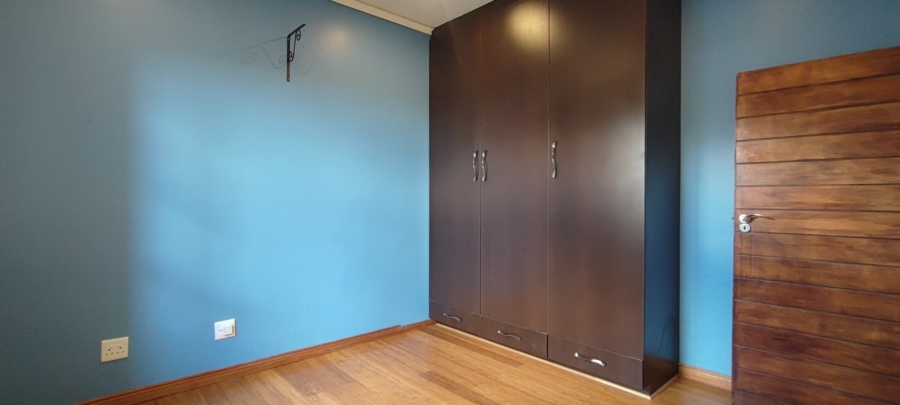 4 Bedroom Property for Sale in Eldoraigne Gauteng