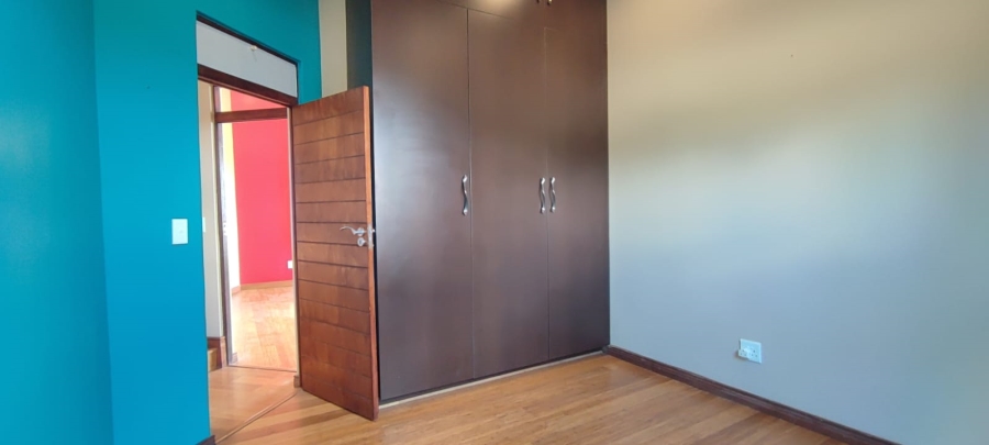 4 Bedroom Property for Sale in Eldoraigne Gauteng
