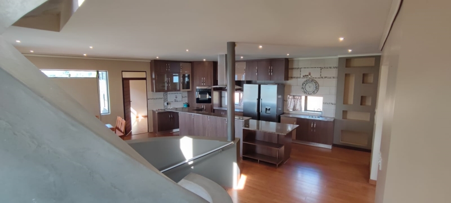 4 Bedroom Property for Sale in Eldoraigne Gauteng
