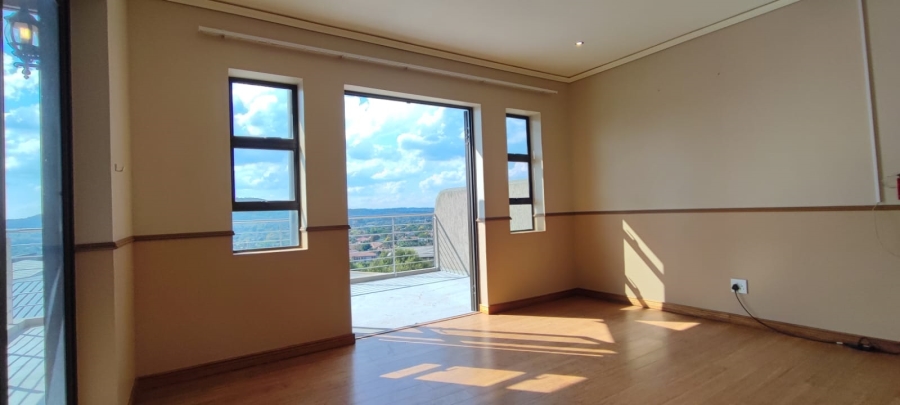 4 Bedroom Property for Sale in Eldoraigne Gauteng
