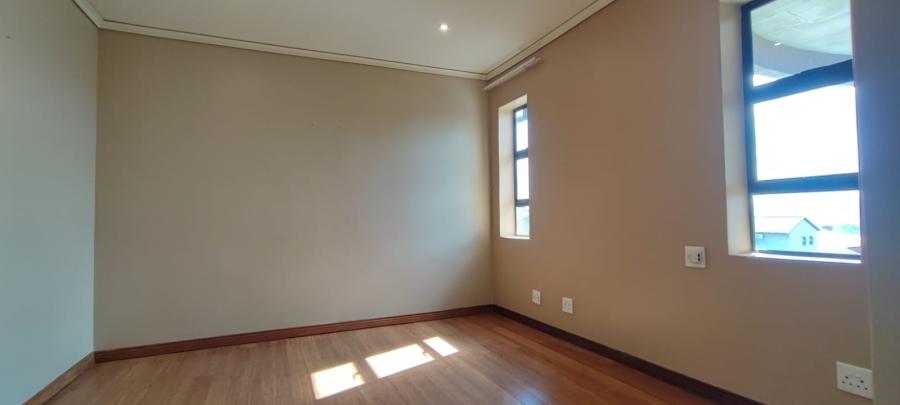 4 Bedroom Property for Sale in Eldoraigne Gauteng