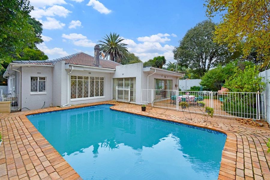 4 Bedroom Property for Sale in Highlands North Gauteng
