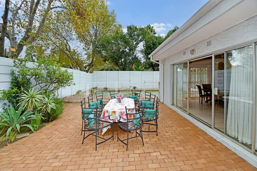 4 Bedroom Property for Sale in Highlands North Gauteng