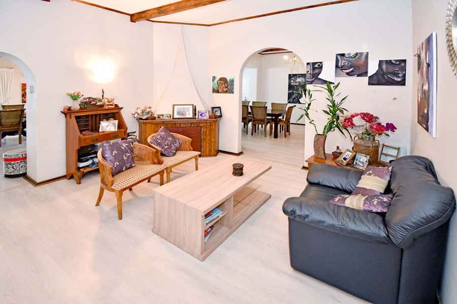 4 Bedroom Property for Sale in Highlands North Gauteng