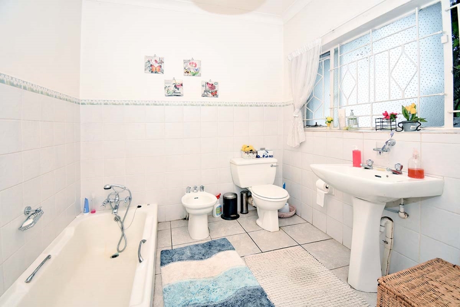 4 Bedroom Property for Sale in Highlands North Gauteng