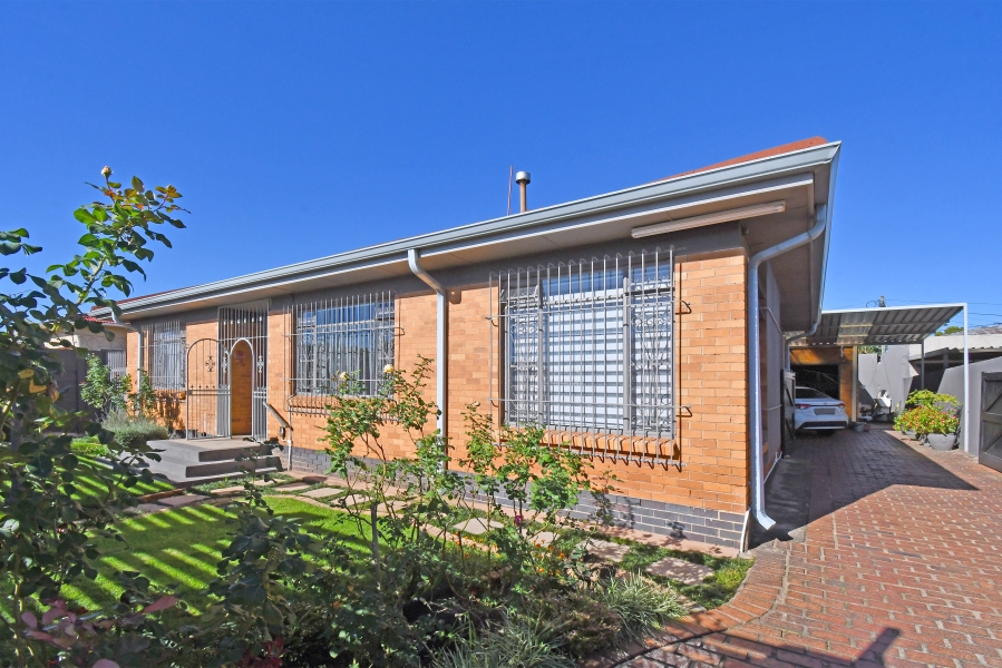3 Bedroom Property for Sale in Crosby Gauteng