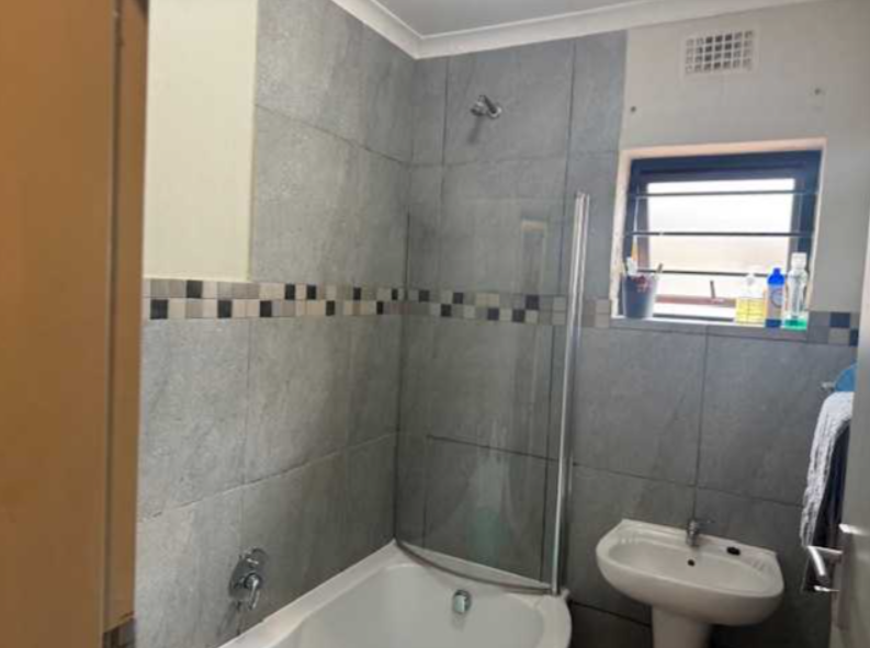 2 Bedroom Property for Sale in Leopard