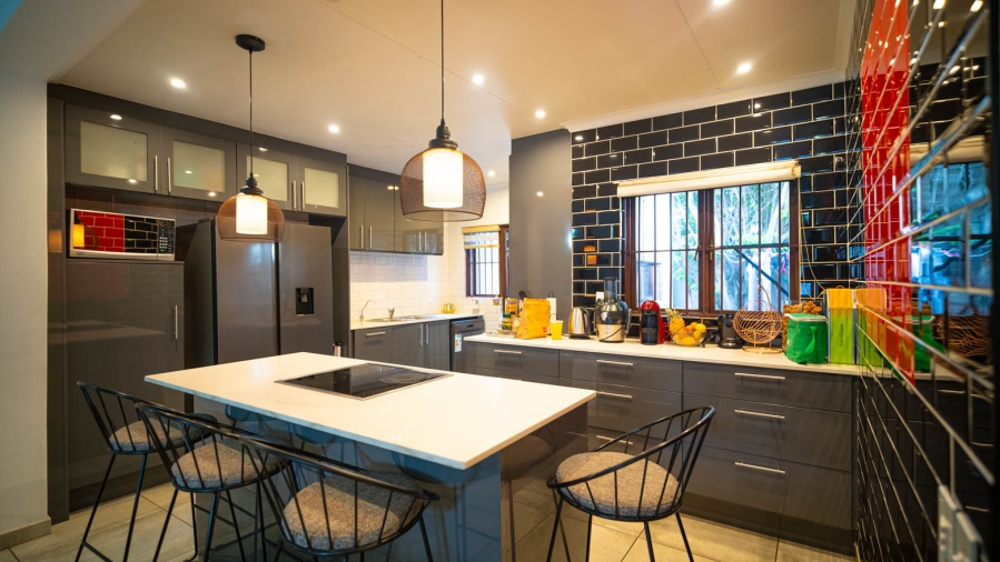 4 Bedroom Property for Sale in Lonehill Gauteng