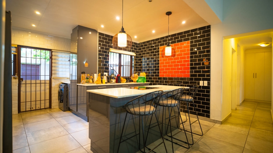 4 Bedroom Property for Sale in Lonehill Gauteng