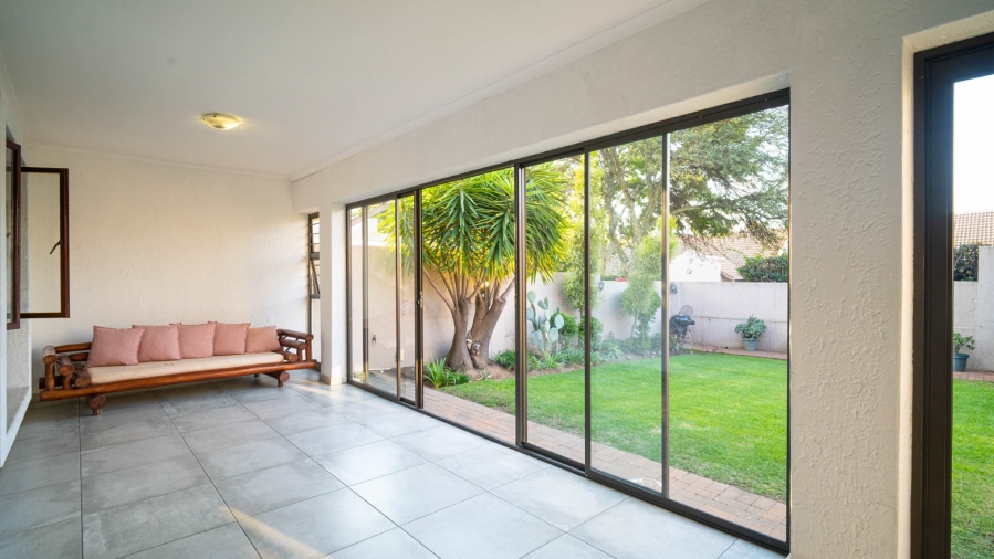 4 Bedroom Property for Sale in Lonehill Gauteng