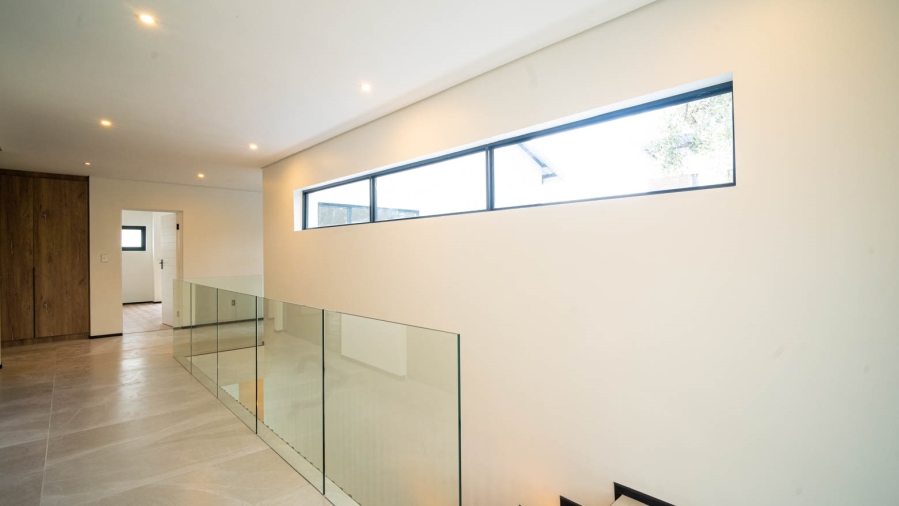 4 Bedroom Property for Sale in Helderfontein Estate Gauteng