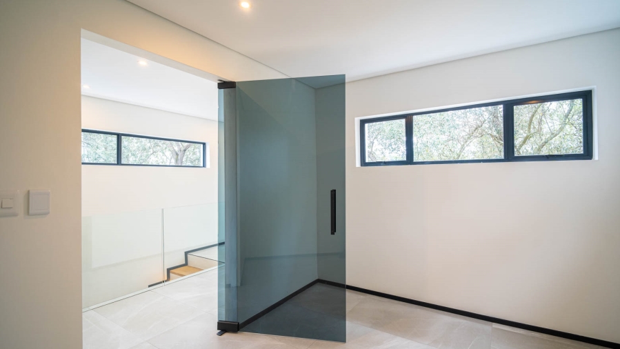 4 Bedroom Property for Sale in Helderfontein Estate Gauteng