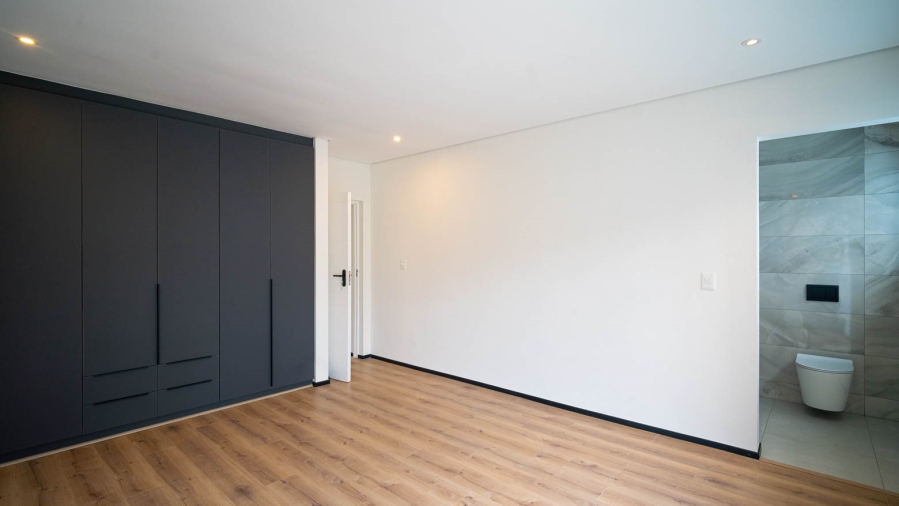 4 Bedroom Property for Sale in Helderfontein Estate Gauteng