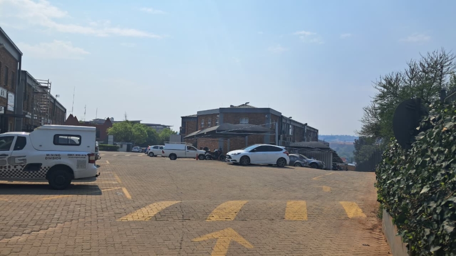 To Let Commercial Property for Rent in Highveld Gauteng