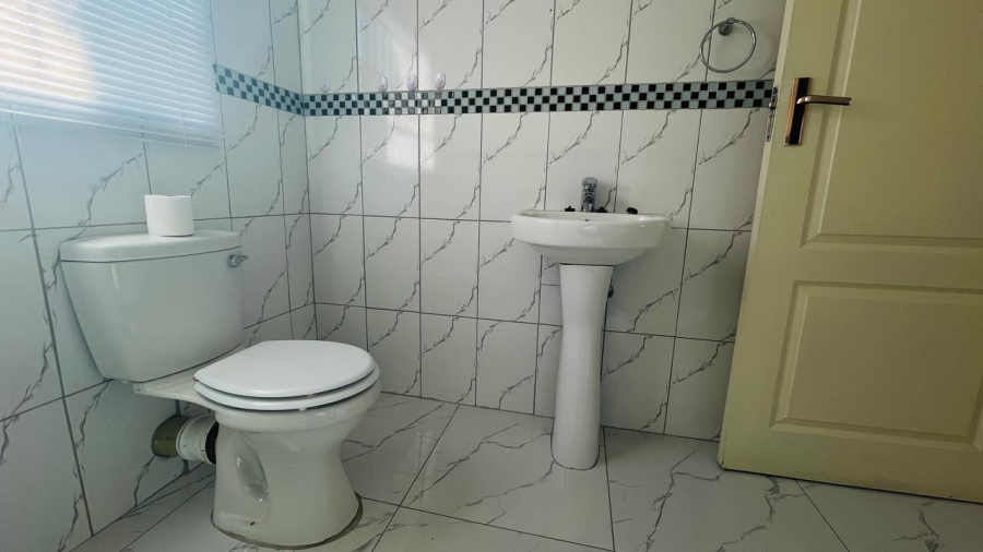3 Bedroom Property for Sale in Soshanguve GG Gauteng