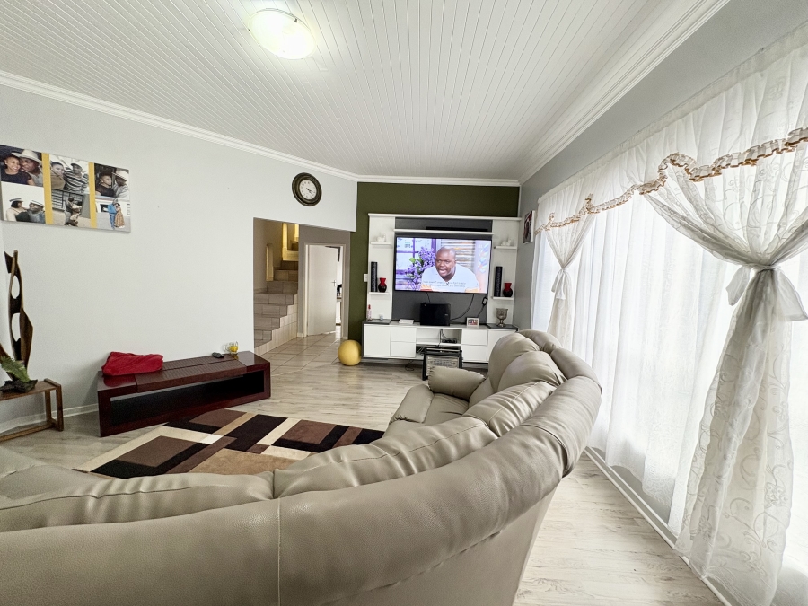4 Bedroom Property for Sale in Silverton Gauteng
