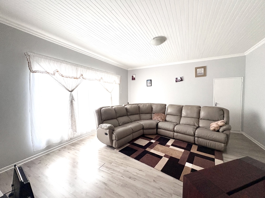 4 Bedroom Property for Sale in Silverton Gauteng