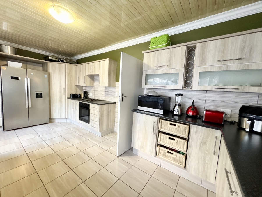 4 Bedroom Property for Sale in Silverton Gauteng
