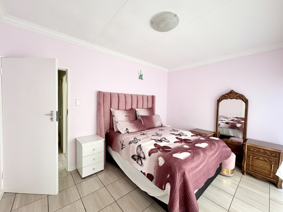 4 Bedroom Property for Sale in Silverton Gauteng