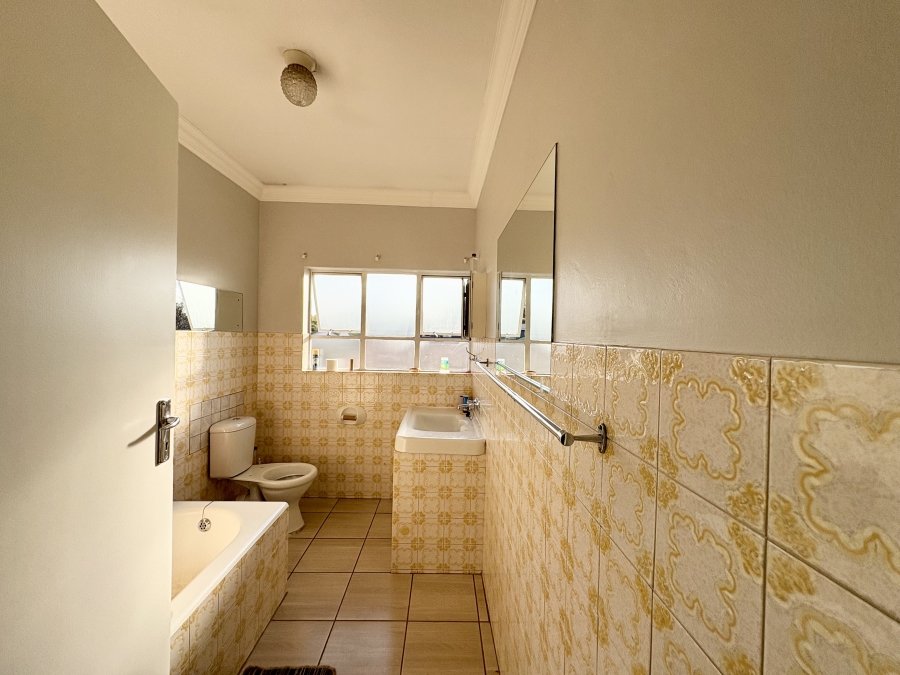 4 Bedroom Property for Sale in Silverton Gauteng
