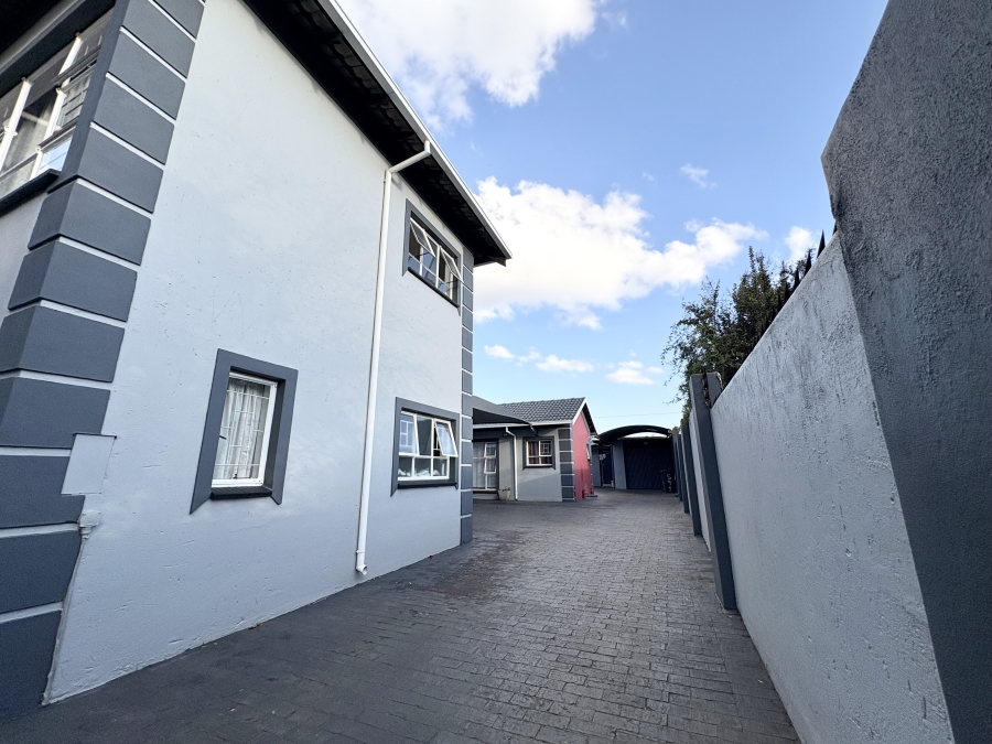4 Bedroom Property for Sale in Silverton Gauteng