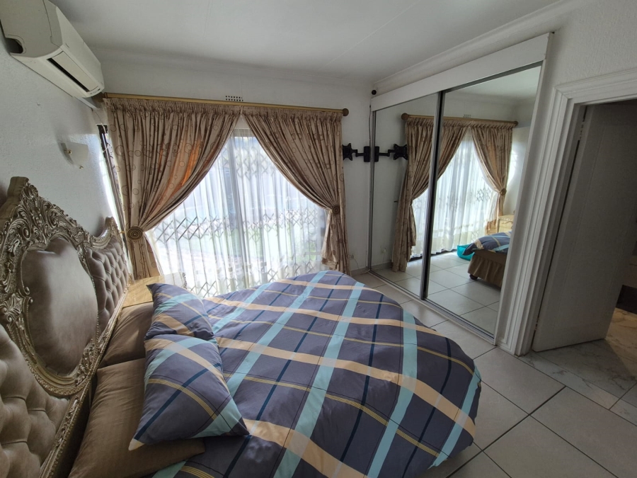 3 Bedroom Property for Sale in Glenvista Gauteng